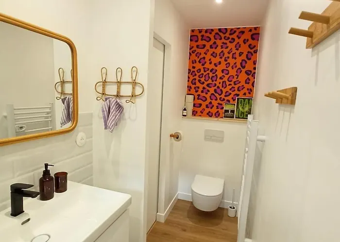 Chez Jeanne - Chaleureux Апартаменты *